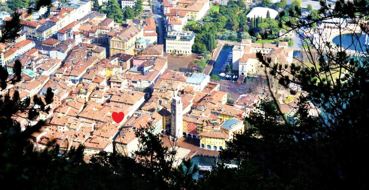 My Suite Home - Riva Del Garda Luaran gambar